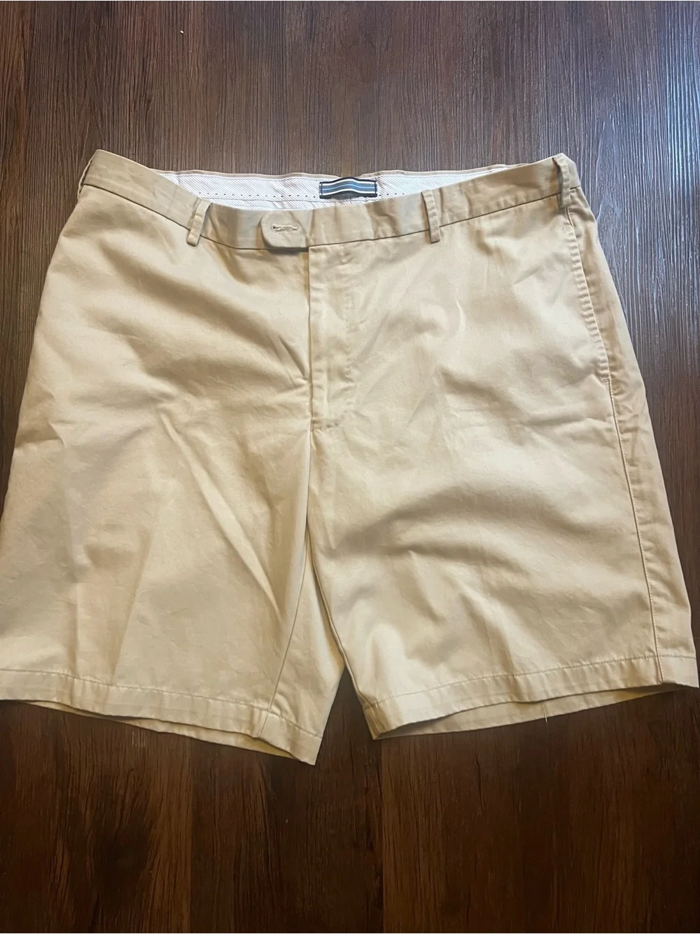 Peter Millar Beige Flat-Front Men's Shorts